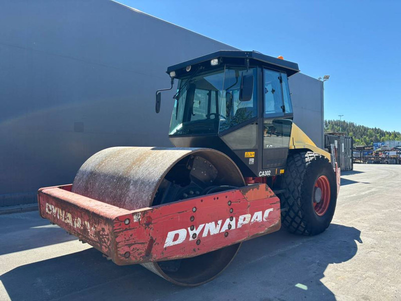Dynapac CA 302 D - Valjar: slika 1 Dynapac CA 302 D - Valjar: slika 1