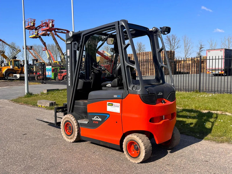 Električni viličar Linde E25H-01/600: slika 5