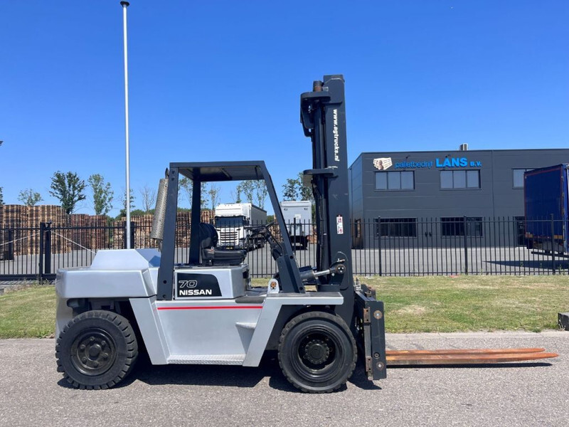 Nissan VF05H70U - Diesel viličar: slika 2 Nissan VF05H70U - Diesel viličar: slika 2