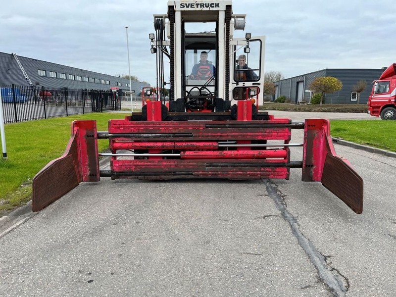 Bolzoni PULP BALE CLAMP P-1000-LS - Priključek: slika 5 Bolzoni PULP BALE CLAMP P-1000-LS - Priključek: slika 5