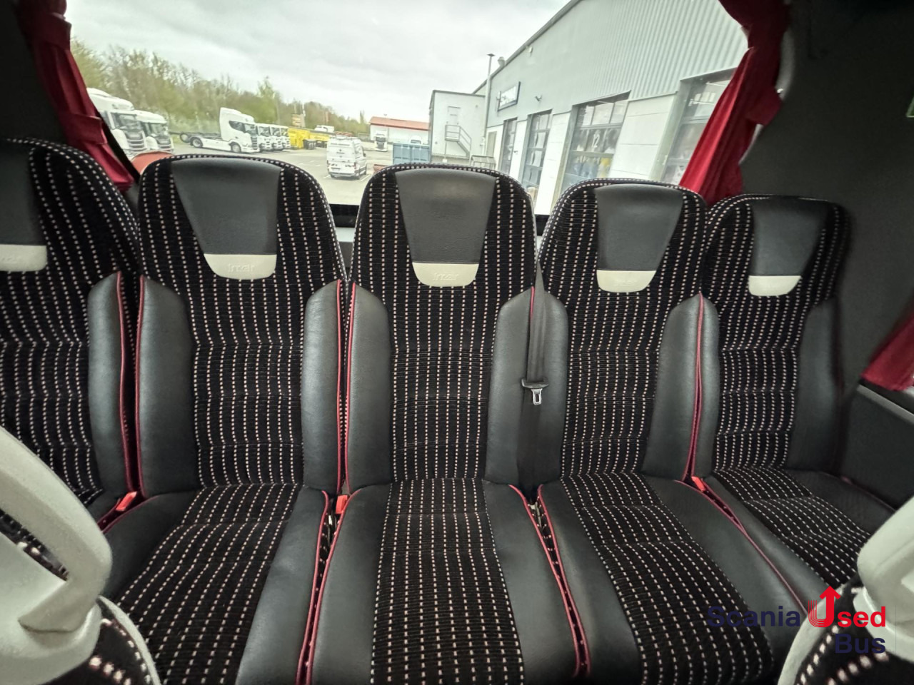 SCANIA Irizar I6S HDH 13.2m - 55+1+1 - Potovalni avtobus: slika 4 SCANIA Irizar I6S HDH 13.2m - 55+1+1 - Potovalni avtobus: slika 4