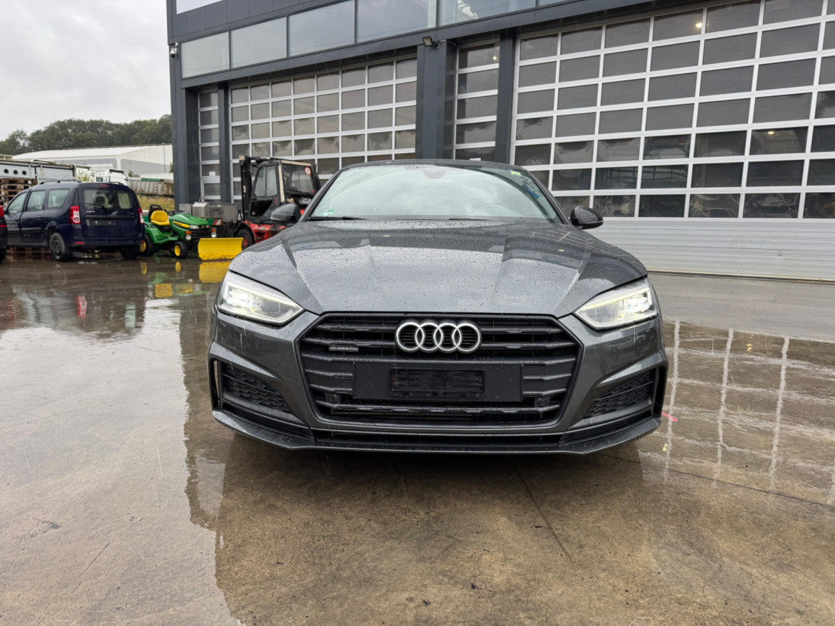 AUDI A5 2.0TFSI QUATTRO S-Line - Avtomobil: slika 2 AUDI A5 2.0TFSI QUATTRO S-Line - Avtomobil: slika 2