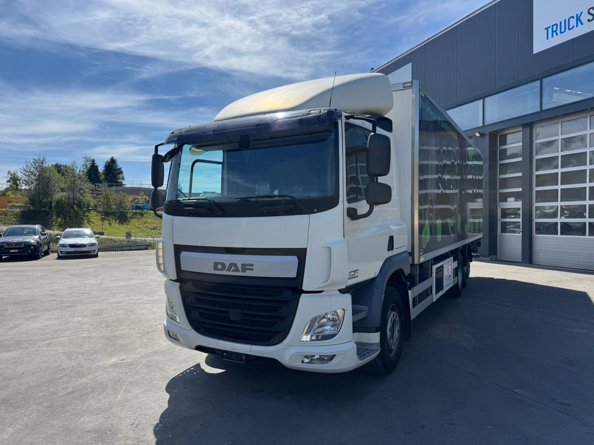 DAF CF370 6x2 Retarder Carrier 850 - Tovornjak hladilnik: slika 1 DAF CF370 6x2 Retarder Carrier 850 - Tovornjak hladilnik: slika 1