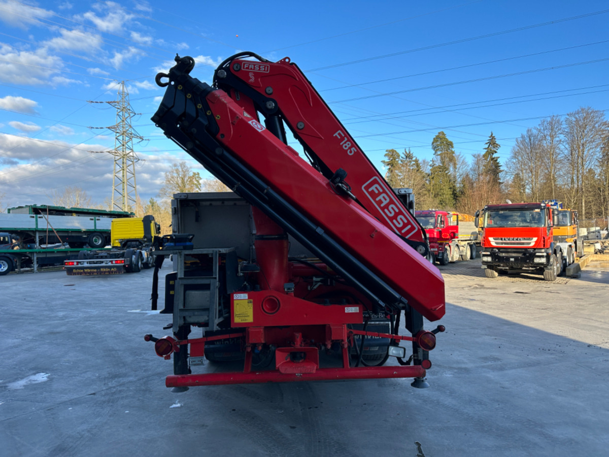 FASSI 185-5 mit Heckkonsole - Paletno dvigalo: slika 2 FASSI 185-5 mit Heckkonsole - Paletno dvigalo: slika 2