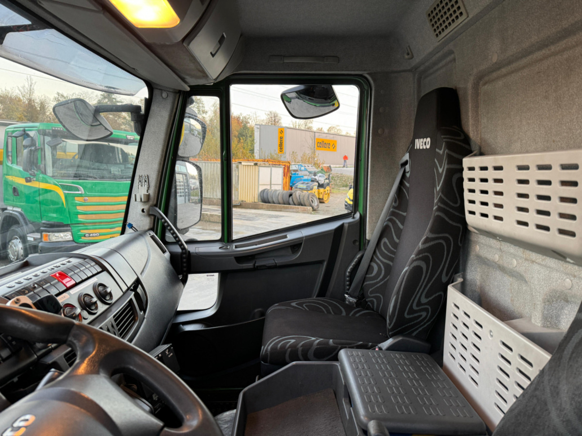 IVECO Eurocargo 120E25 4x2 Bi-Temp. lizing IVECO Eurocargo 120E25 4x2 Bi-Temp.: slika 15 IVECO Eurocargo 120E25 4x2 Bi-Temp. lizing IVECO Eurocargo 120E25 4x2 Bi-Temp.: slika 15