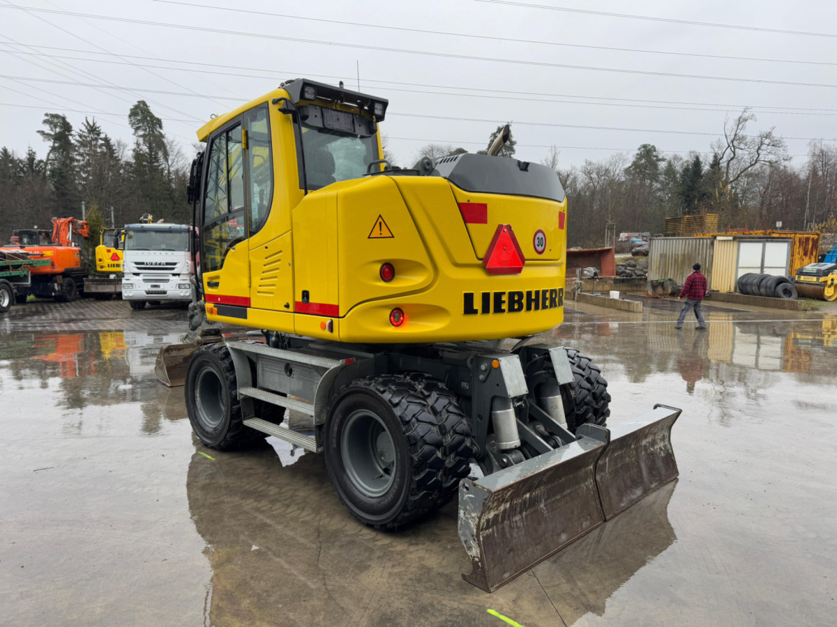 LIEBHERR 910 Compact Litronic Powertilt lizing LIEBHERR 910 Compact Litronic Powertilt: slika 6