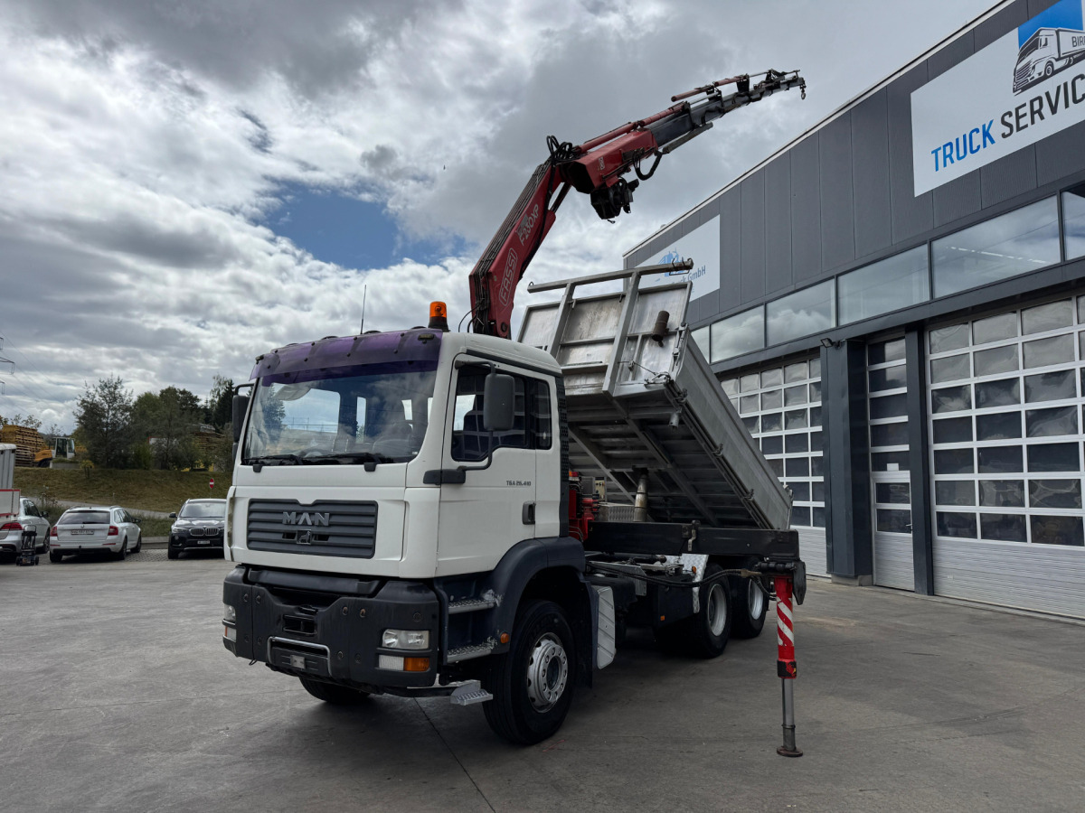 MAN TGA 26.410 6x4 Fassi 230-5 - Tovornjak z dvigalom: slika 2 MAN TGA 26.410 6x4 Fassi 230-5 - Tovornjak z dvigalom: slika 2