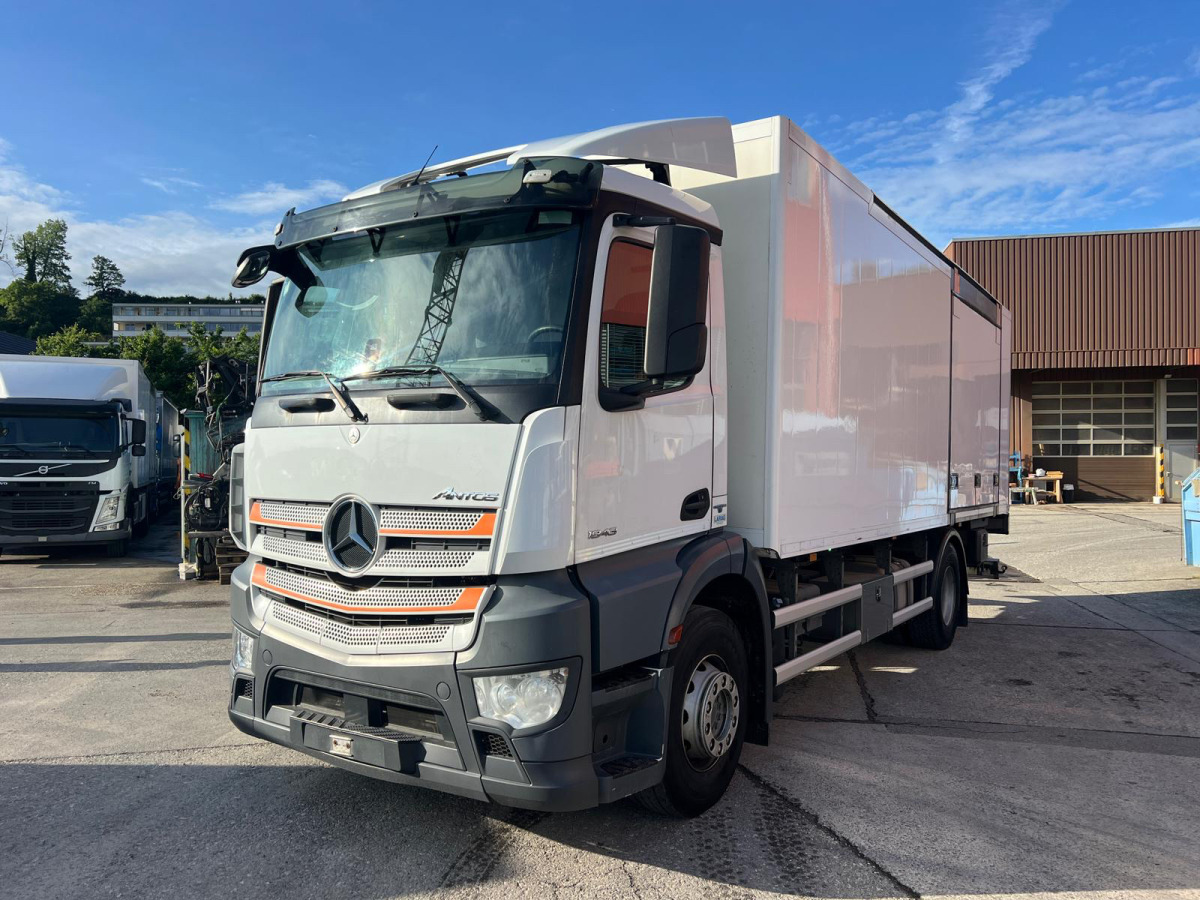 MERCEDES 4x Antos 1843 4x2 Kühler - Tovornjak hladilnik: slika 1 MERCEDES 4x Antos 1843 4x2 Kühler - Tovornjak hladilnik: slika 1