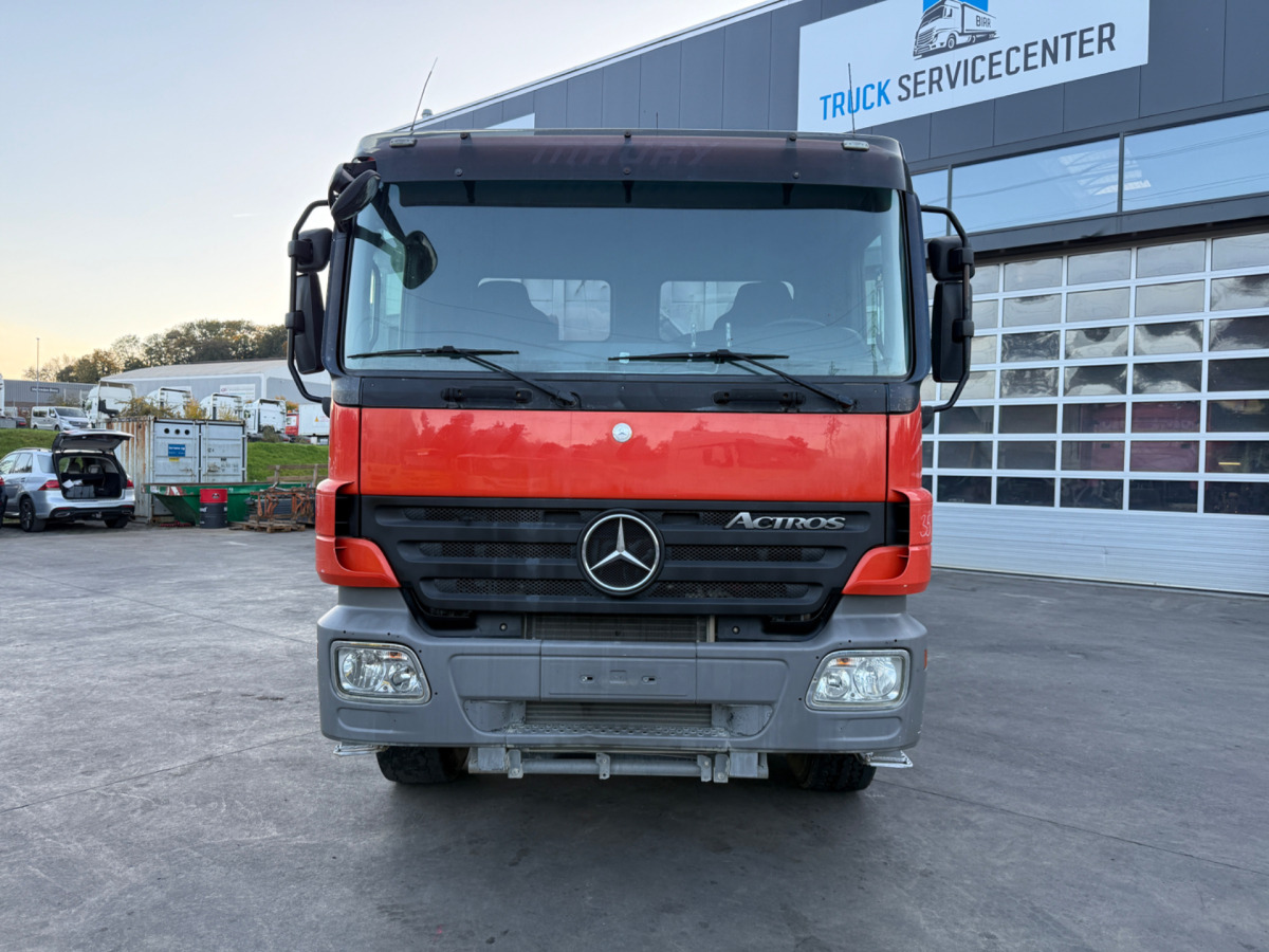MERCEDES Actros 3246 8x4 E5 Meiller 3S - Tovornjak prekucnik: slika 3 MERCEDES Actros 3246 8x4 E5 Meiller 3S - Tovornjak prekucnik: slika 3