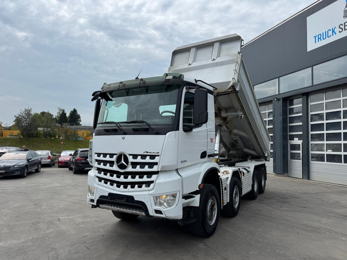 MERCEDES Arocs 3251 8x4 2 Seitenkipper Bormatik - Tovornjak prekucnik: slika 2 MERCEDES Arocs 3251 8x4 2 Seitenkipper Bormatik - Tovornjak prekucnik: slika 2