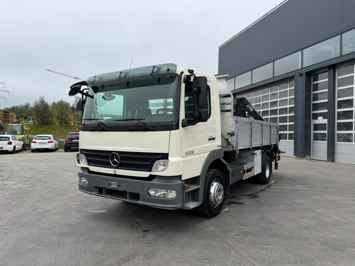 MERCEDES Atego 1329 4x2 Hiab 088-2 - Tovornjak prekucnik, Tovornjak z dvigalom: slika 2 MERCEDES Atego 1329 4x2 Hiab 088-2 - Tovornjak prekucnik, Tovornjak z dvigalom: slika 2
