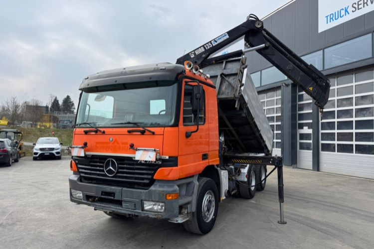 Mercedes-Benz Actros 2653 V8 Hiab 135-4 - Tovornjak z dvigalom: slika 2 Mercedes-Benz Actros 2653 V8 Hiab 135-4 - Tovornjak z dvigalom: slika 2