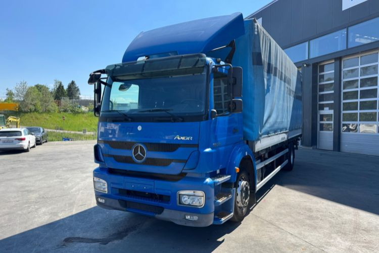 Mercedes-Benz Axor 1833 4x2 - Tovornjak s ponjavo: slika 1 Mercedes-Benz Axor 1833 4x2 - Tovornjak s ponjavo: slika 1