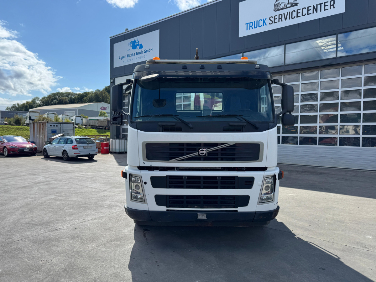 VOLVO FM-440 8x4 Hiab 25T AHK - Kotalni prekucni tovornjak: slika 2 VOLVO FM-440 8x4 Hiab 25T AHK - Kotalni prekucni tovornjak: slika 2