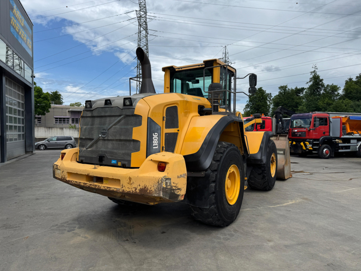 VOLVO L180G - Kolesni nakladalec: slika 4 VOLVO L180G - Kolesni nakladalec: slika 4