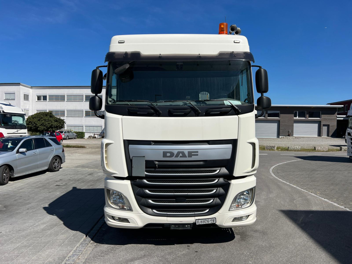 DAF XF510 6x2 - Vlačilec: slika 2 DAF XF510 6x2 - Vlačilec: slika 2