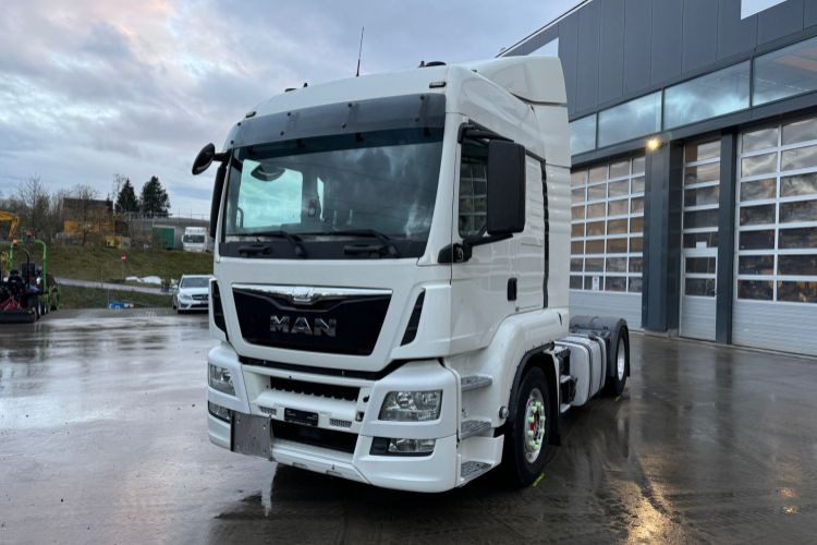 MAN TGS 18.440 ADR Nebenabtrieb Getriebe - Vlačilec: slika 1 MAN TGS 18.440 ADR Nebenabtrieb Getriebe - Vlačilec: slika 1
