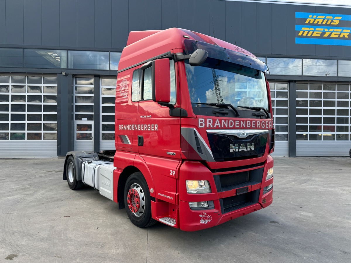 MAN TGX 18.440 4x2 XL C0703 - Vlačilec: slika 3 MAN TGX 18.440 4x2 XL C0703 - Vlačilec: slika 3