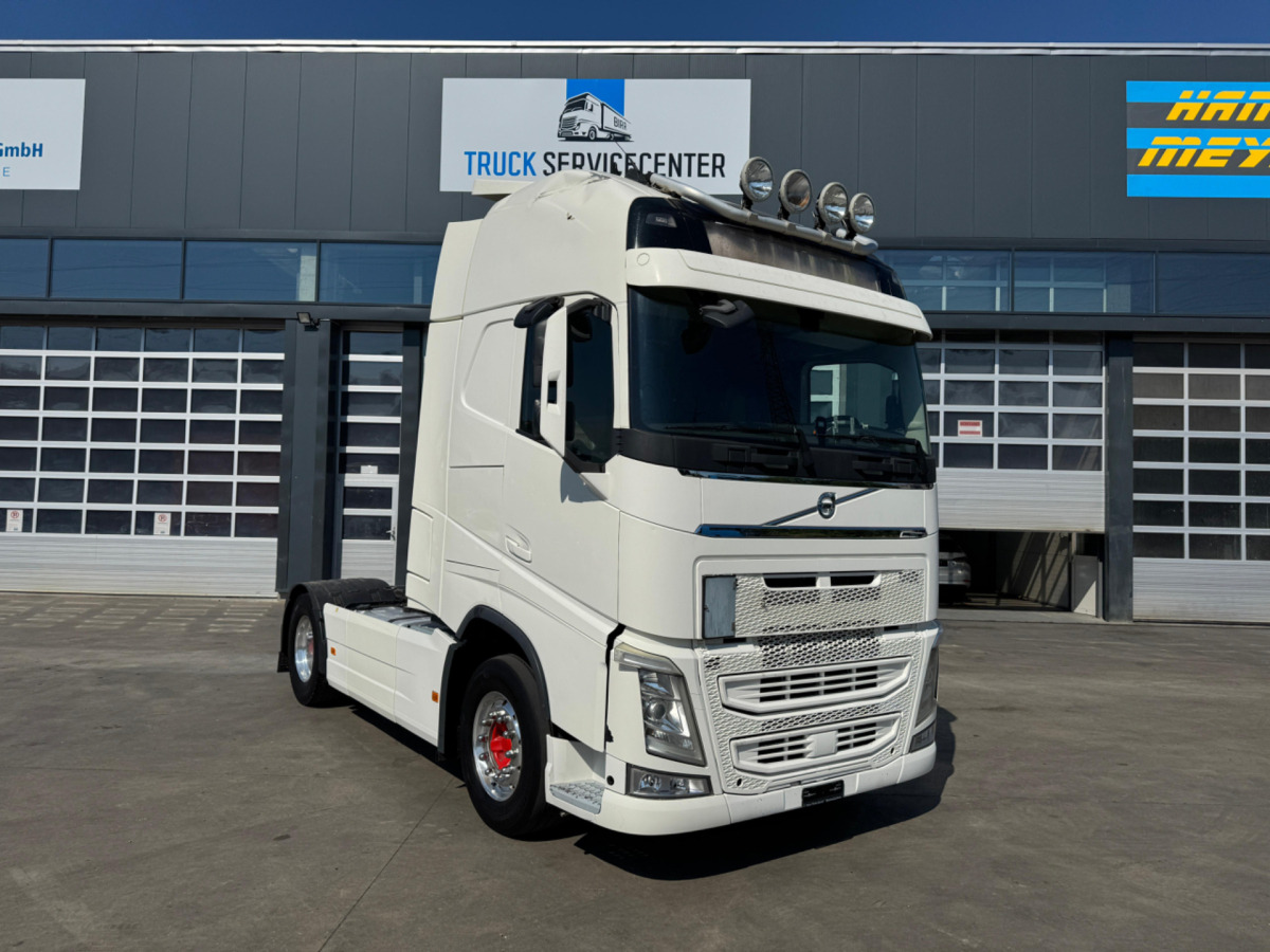 VOLVO FH-460 4x2 XXL - Vlačilec: slika 3 VOLVO FH-460 4x2 XXL - Vlačilec: slika 3