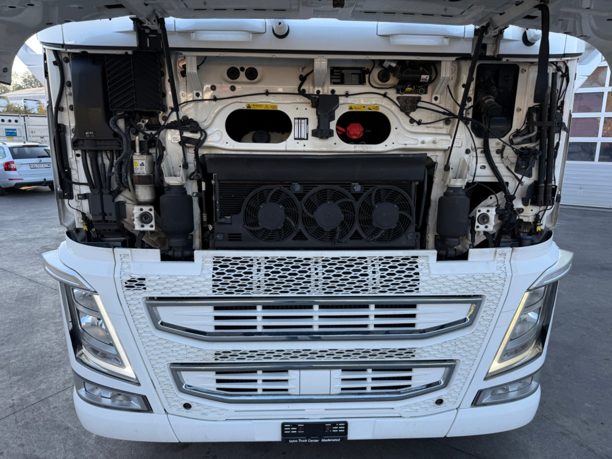 Vlačilec VOLVO FH-500 Standklima XXL 4x2: slika 19