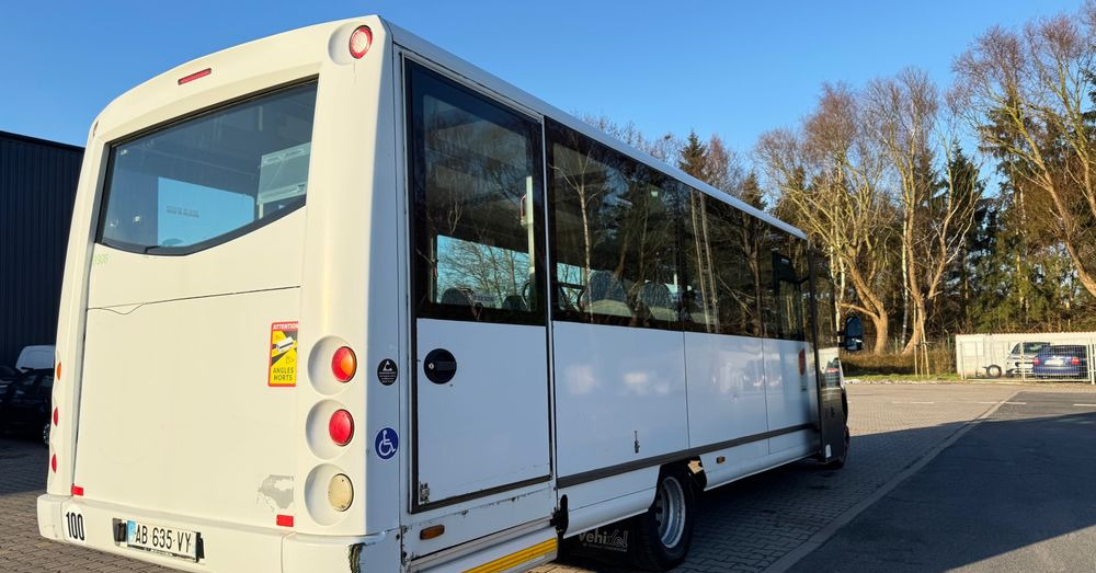 Iveco Aptineo / mała klima / 28 miejsc / winda / CENA: 67500 zł netto - Minibus, Potniški kombi: slika 3 Iveco Aptineo / mała klima / 28 miejsc / winda / CENA: 67500 zł netto - Minibus, Potniški kombi: slika 3
