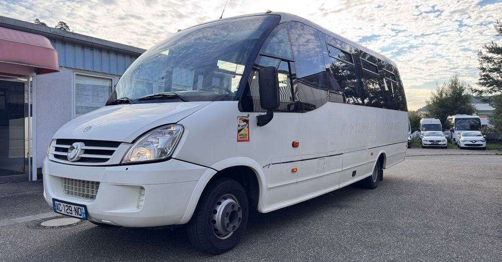 Iveco Wing /34 miejsca /mały przebieg /Cena:109000 zł netto - Minibus, Potniški kombi: slika 4 Iveco Wing /34 miejsca /mały przebieg /Cena:109000 zł netto - Minibus, Potniški kombi: slika 4