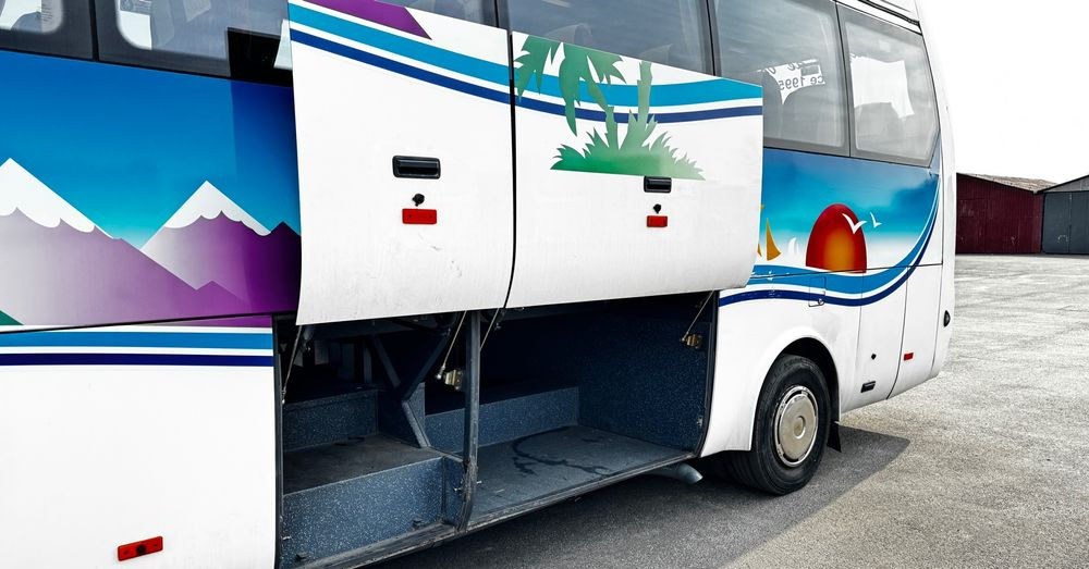 Temsa Opalin 9 / silnik MAN / KLIMA !!! / 39 miejsc / mały przebieg !!! / Cena 114000 zł netto - Primestni avtobus: slika 5 Temsa Opalin 9 / silnik MAN / KLIMA !!! / 39 miejsc / mały przebieg !!! / Cena 114000 zł netto - Primestni avtobus: slika 5