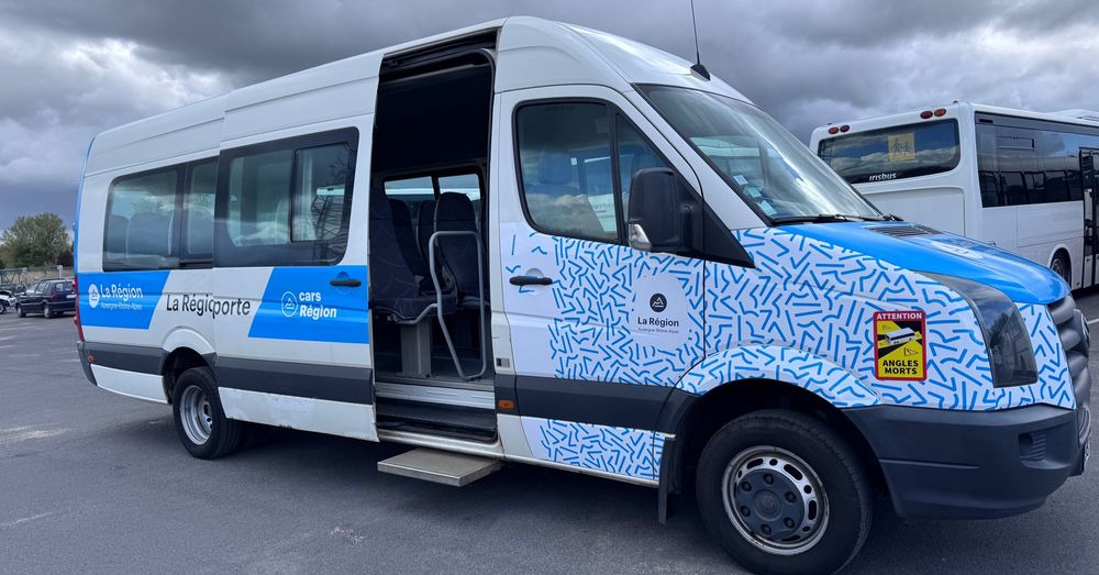 Volkswagen Crafter / 23 miejsca / Cena:67000 zł netto - Minibus, Potniški kombi: slika 4 Volkswagen Crafter / 23 miejsca / Cena:67000 zł netto - Minibus, Potniški kombi: slika 4