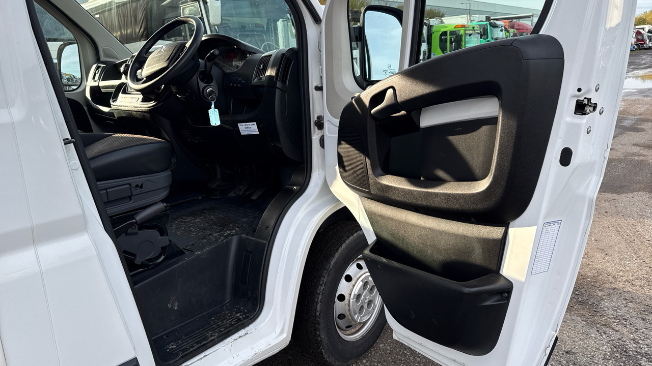 CITROEN RELAY 35 2.2 BlueHDi 140ps - Dostavno vozilo z zabojnikom: slika 5 CITROEN RELAY 35 2.2 BlueHDi 140ps - Dostavno vozilo z zabojnikom: slika 5