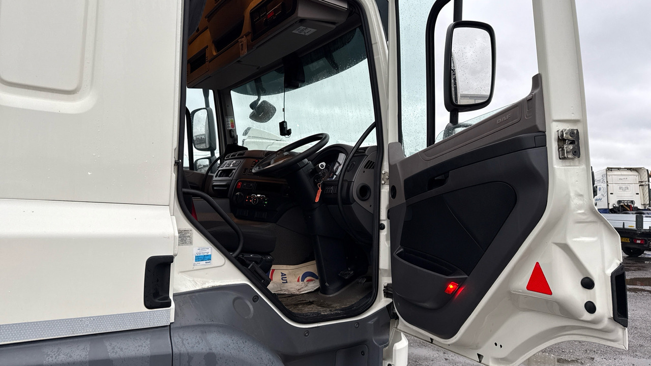 DAF CF 260 - Tovornjak s ponjavo: slika 5 DAF CF 260 - Tovornjak s ponjavo: slika 5