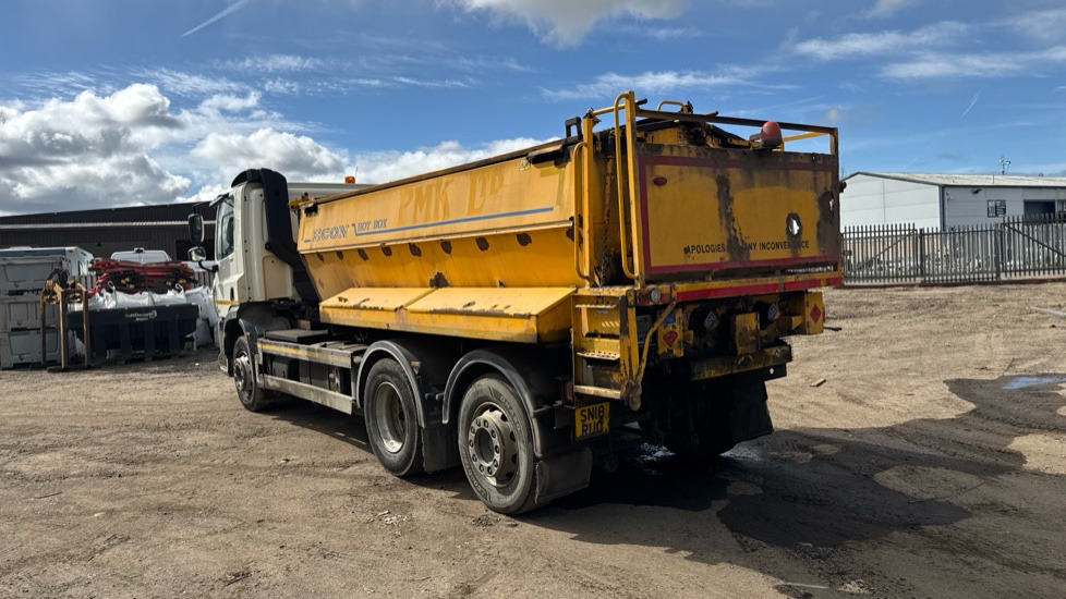 DAF CF 320 EURO 6 26 TONNE - Stroj za asfalterska dela: slika 3 DAF CF 320 EURO 6 26 TONNE - Stroj za asfalterska dela: slika 3