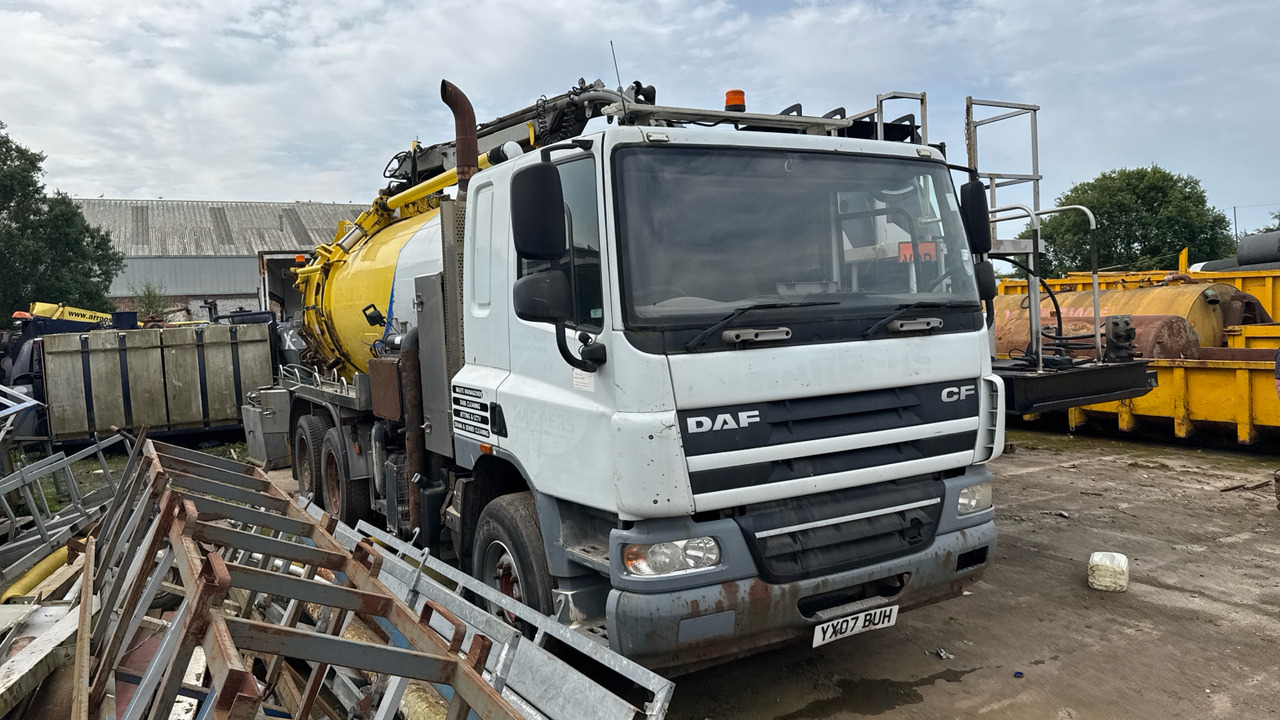 DAF CF 75.360 - Vakuumski tovornjak: slika 2 DAF CF 75.360 - Vakuumski tovornjak: slika 2