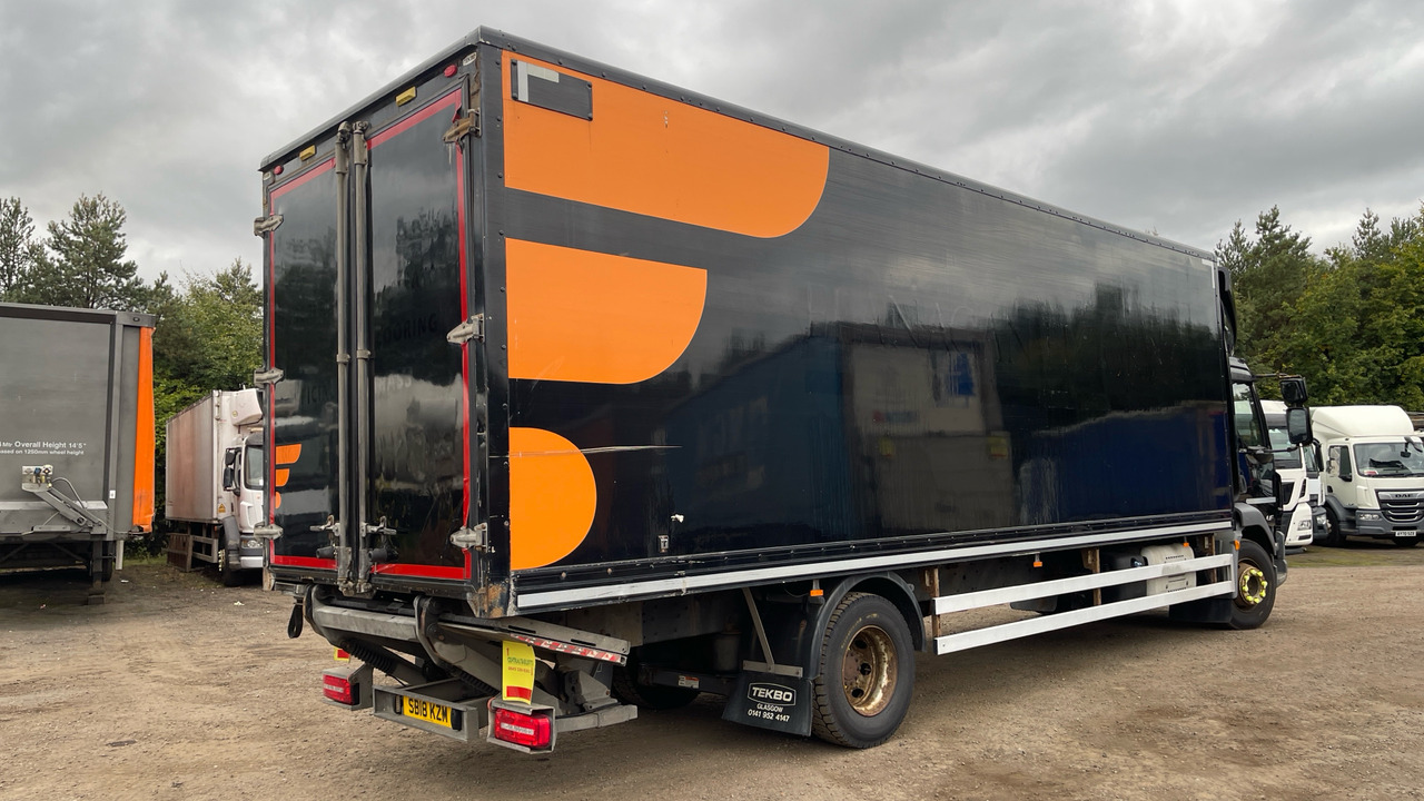 DAF LF 230 - Tovornjak zabojnik: slika 4 DAF LF 230 - Tovornjak zabojnik: slika 4