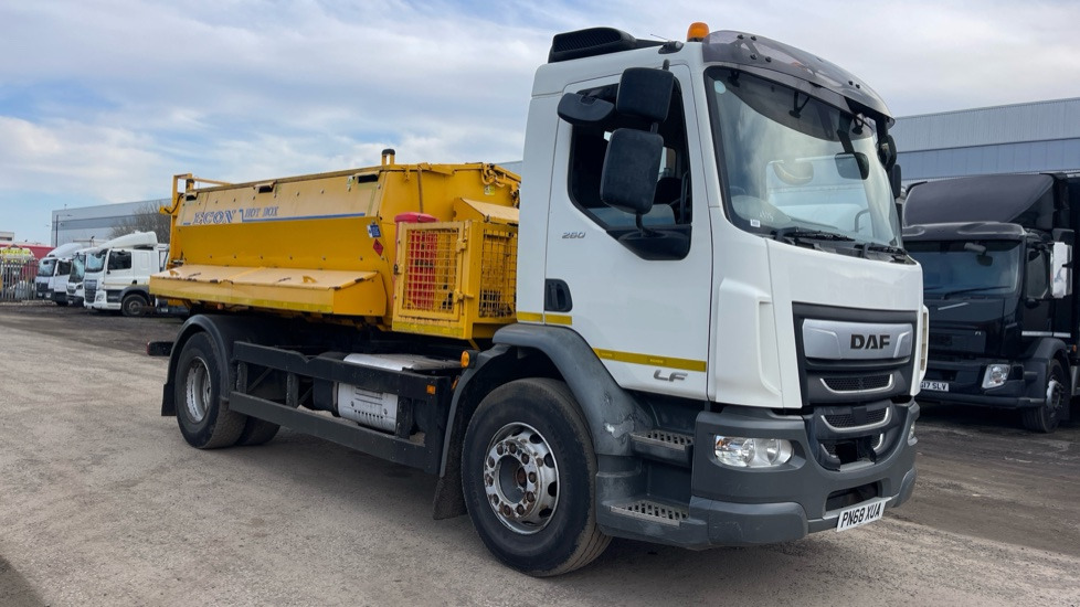 DAF LF 260 18 TONNE - Tovornjak prekucnik: slika 1 DAF LF 260 18 TONNE - Tovornjak prekucnik: slika 1