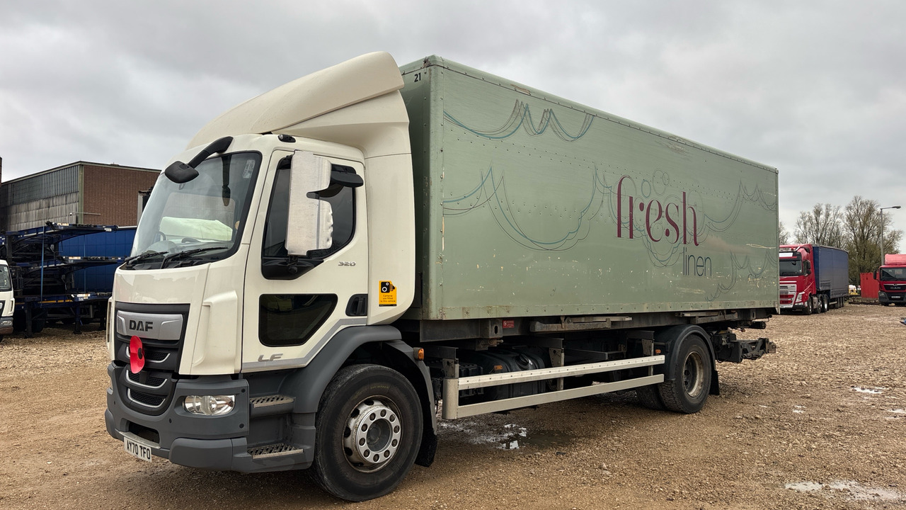 DAF LF 320 - Tovornjak zabojnik: slika 2 DAF LF 320 - Tovornjak zabojnik: slika 2