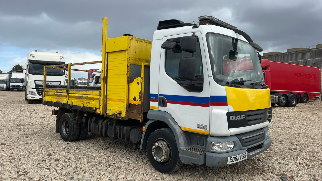 DAF LF 45.180 - Tovornjak s kesonom: slika 1 DAF LF 45.180 - Tovornjak s kesonom: slika 1
