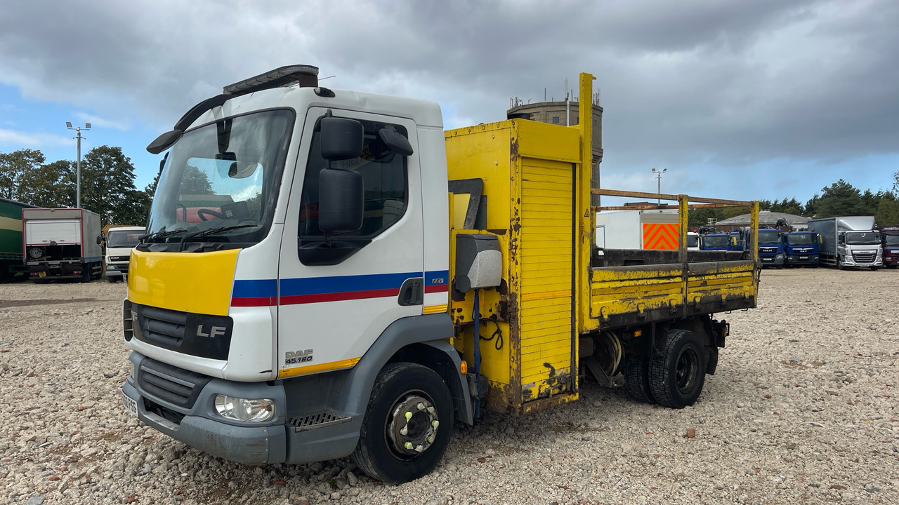 DAF LF 45.180 - Tovornjak s kesonom: slika 2 DAF LF 45.180 - Tovornjak s kesonom: slika 2