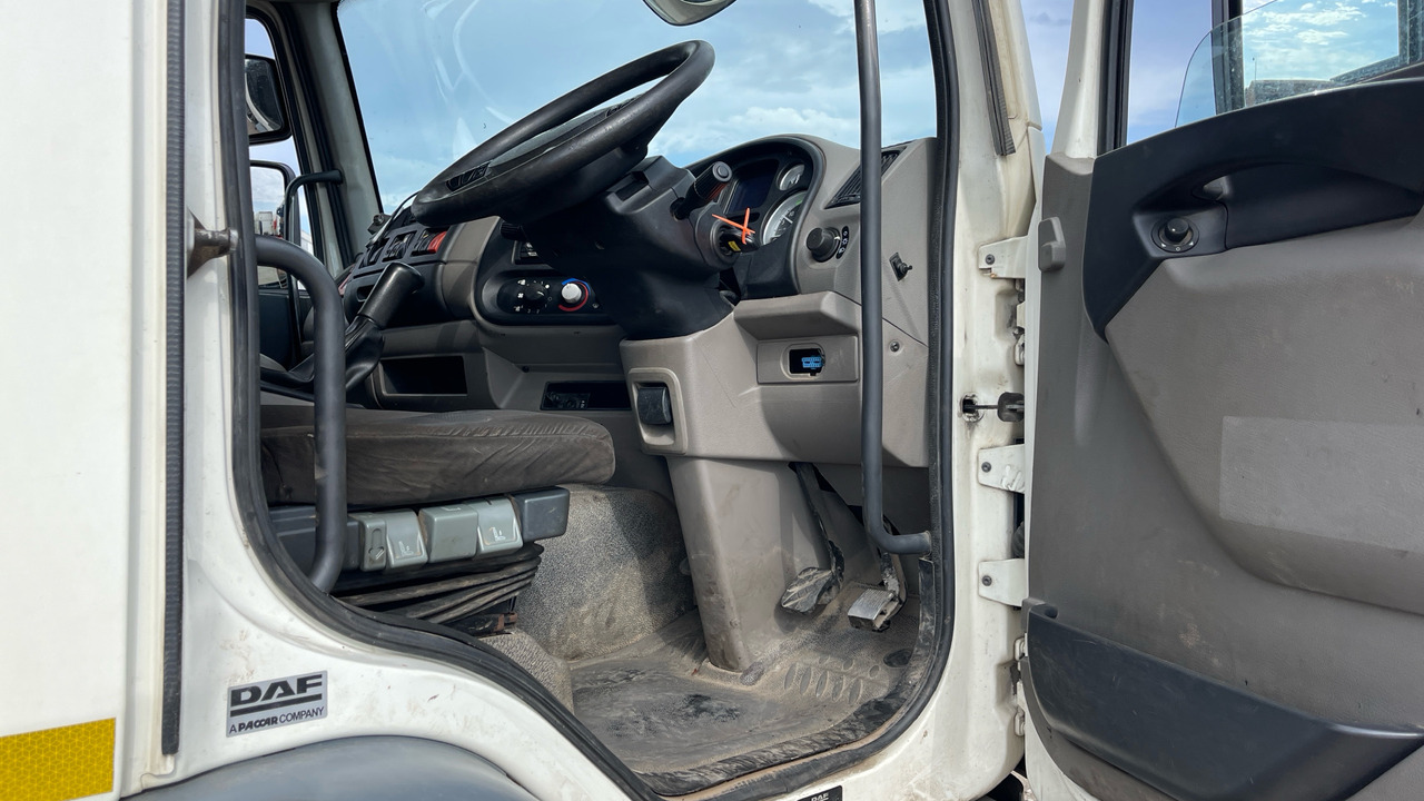 DAF LF 55.220 - Vakuumski tovornjak: slika 5 DAF LF 55.220 - Vakuumski tovornjak: slika 5