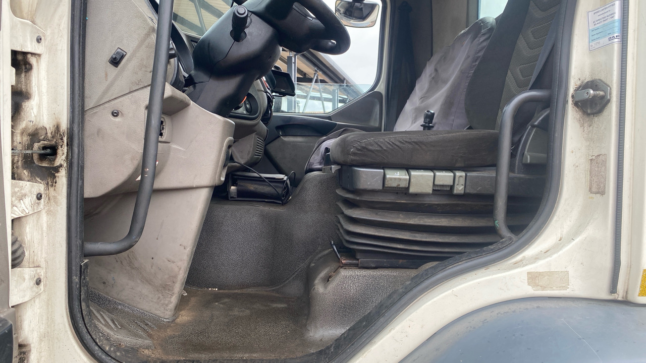 DAF LF 55.250 - Vakuumski tovornjak: slika 5 DAF LF 55.250 - Vakuumski tovornjak: slika 5