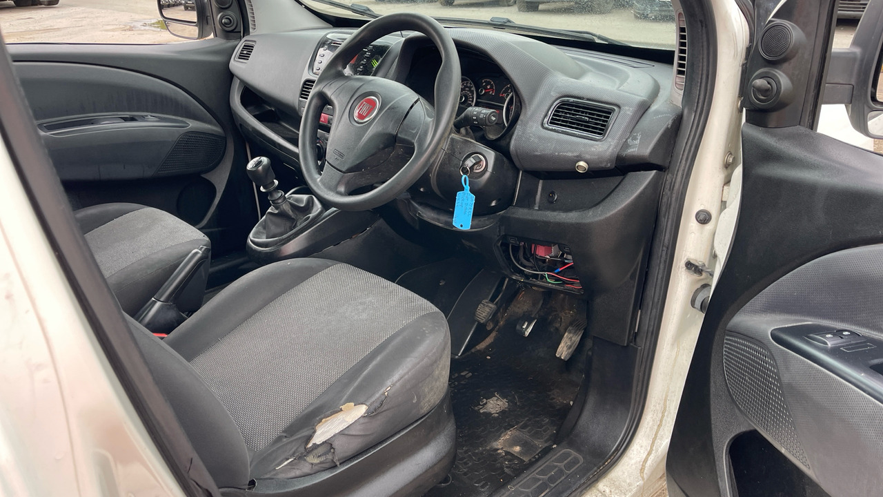 FIAT DOBLO CARGO 16V 1.6 MULTIJET - Dostavno vozilo s kesonom: slika 5 FIAT DOBLO CARGO 16V 1.6 MULTIJET - Dostavno vozilo s kesonom: slika 5
