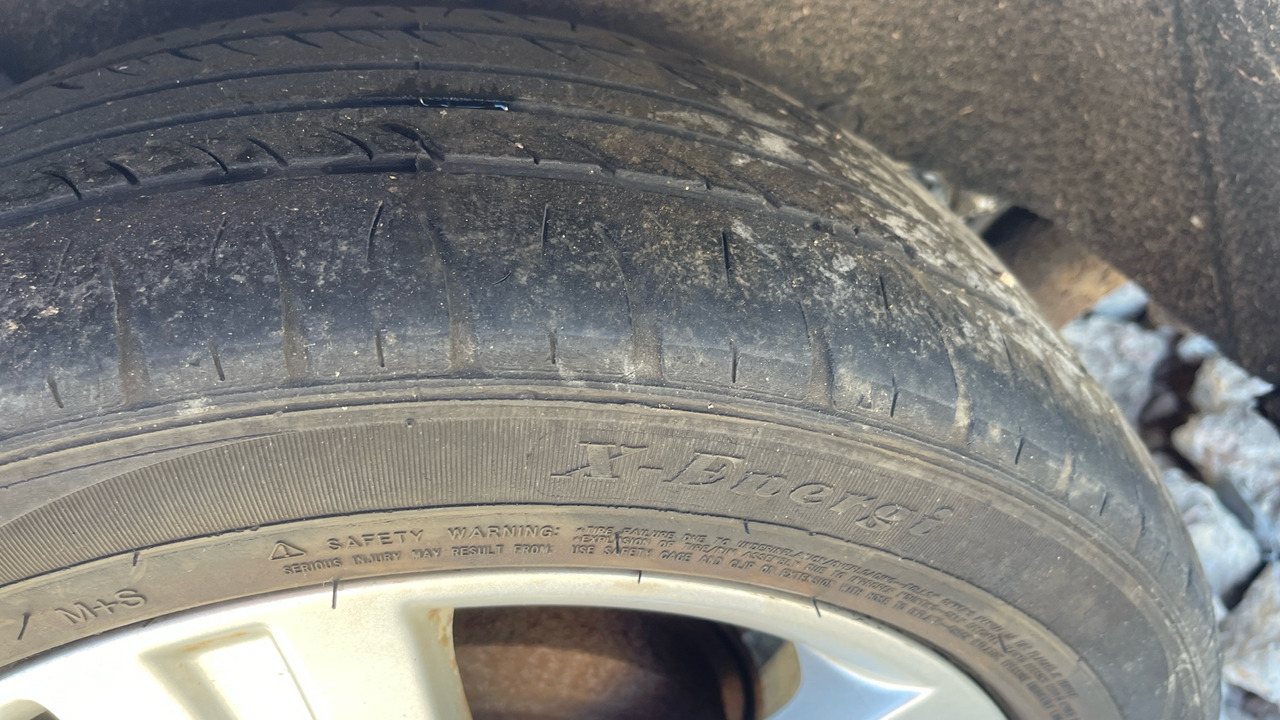 Kombilimuzina FORD FIESTA 1.4 ZETEC: slika 11