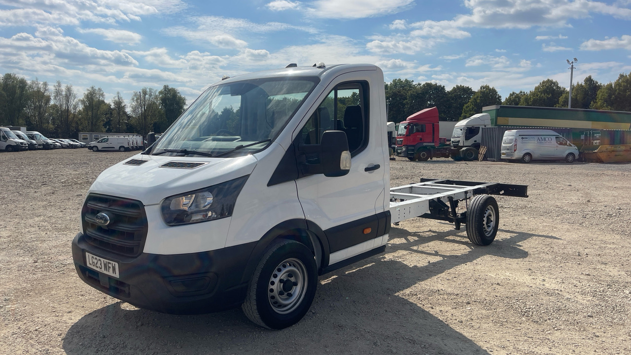 FORD TRANSIT 350 2.0 ECO BLUE 130PS - Dostavno vozilo z zabojnikom: slika 2 FORD TRANSIT 350 2.0 ECO BLUE 130PS - Dostavno vozilo z zabojnikom: slika 2