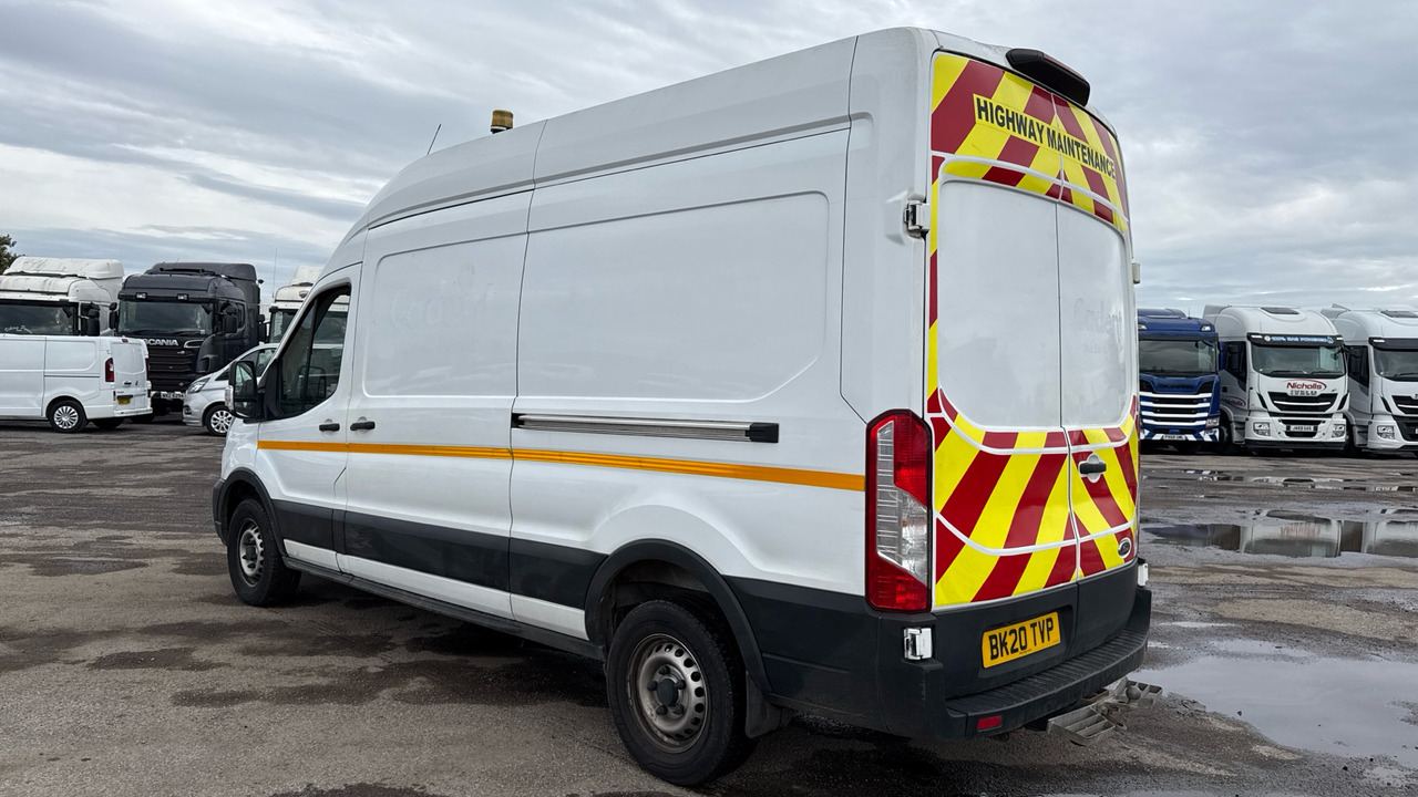 FORD TRANSIT 350 2.0 EcoBlue 130ps - Furgon: slika 3 FORD TRANSIT 350 2.0 EcoBlue 130ps - Furgon: slika 3