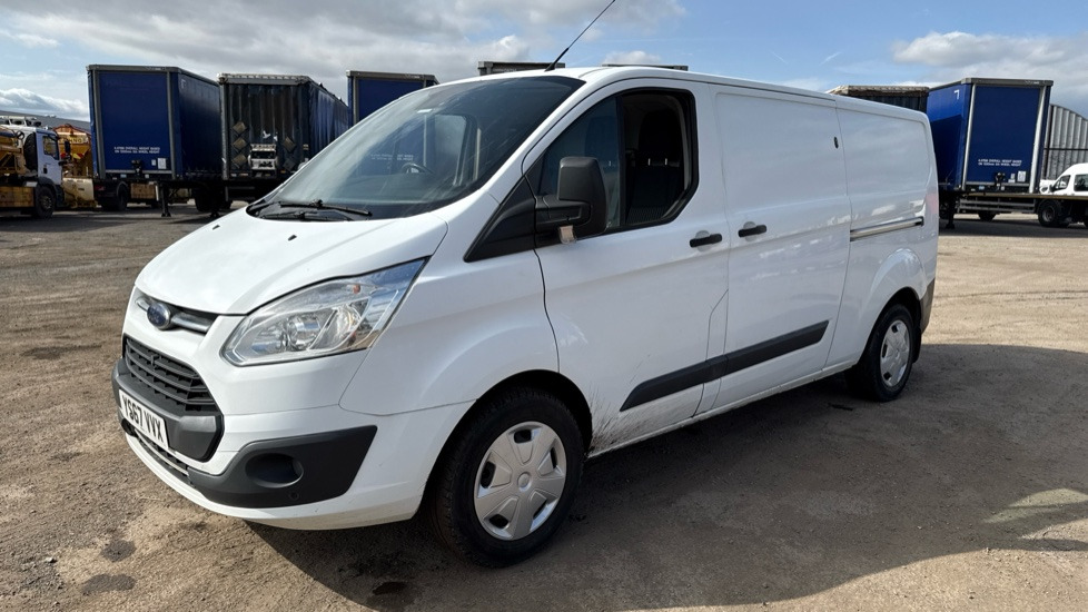 FORD TRANSIT CUSTOM 340 2.0 TDCI 130PS - Mali kombi: slika 2 FORD TRANSIT CUSTOM 340 2.0 TDCI 130PS - Mali kombi: slika 2
