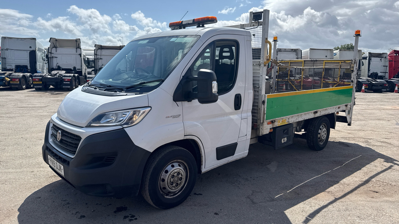 Fiat Ducato 35 2.3 MULTIJET 130PS - Dostavno vozilo s kesonom: slika 2 Fiat Ducato 35 2.3 MULTIJET 130PS - Dostavno vozilo s kesonom: slika 2