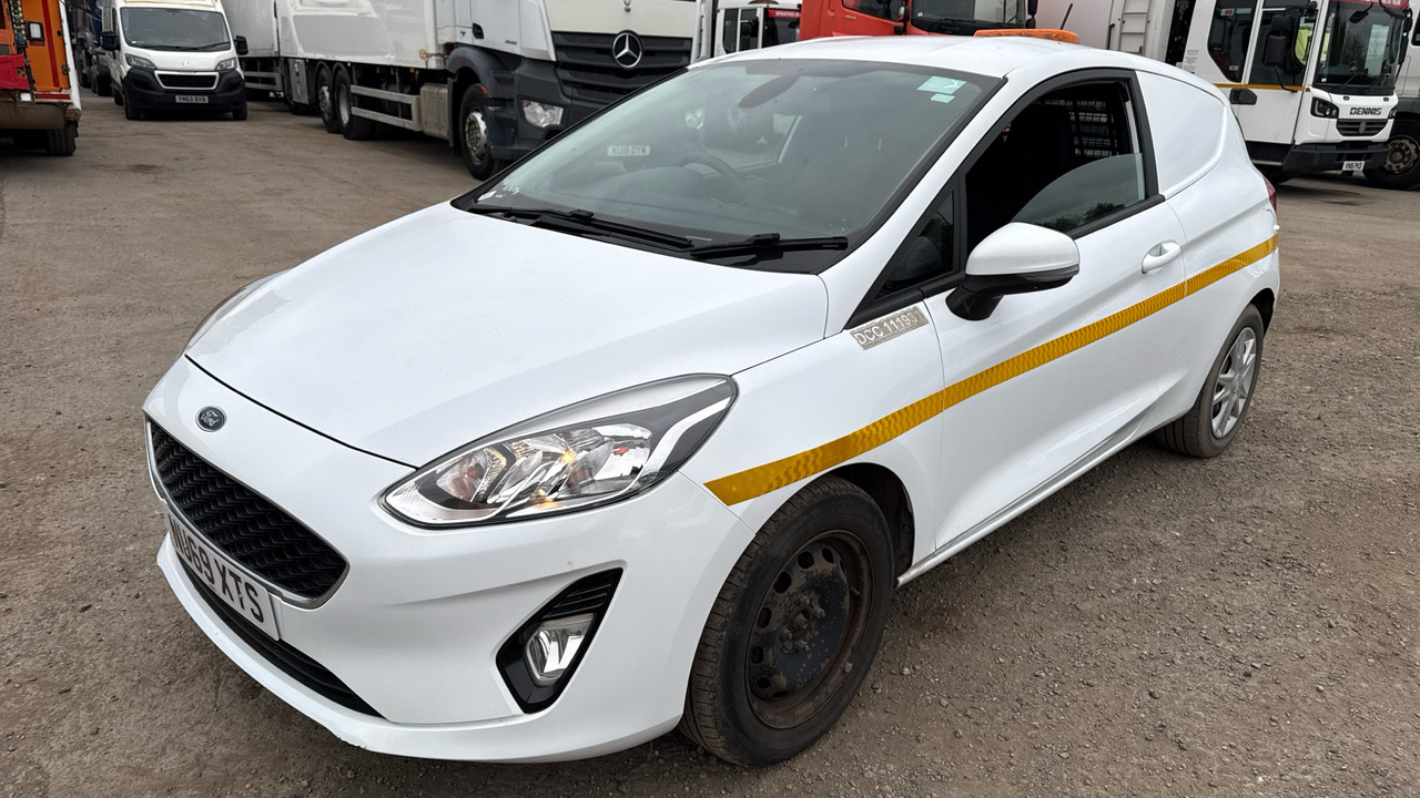 Ford Fiesta 1.5 TDCI - Avtomobil: slika 2 Ford Fiesta 1.5 TDCI - Avtomobil: slika 2