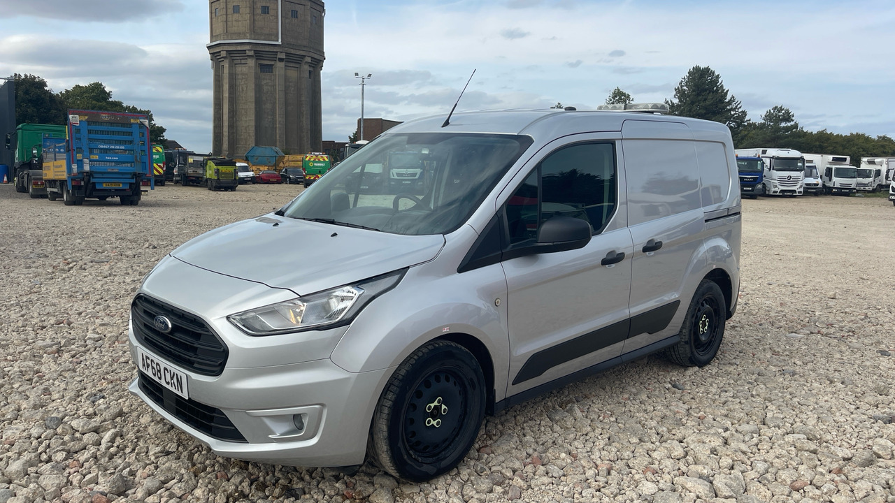 Ford Transit Connect 220 TREND 1.5 ECOBLUE 100PS - Mali kombi: slika 2 Ford Transit Connect 220 TREND 1.5 ECOBLUE 100PS - Mali kombi: slika 2