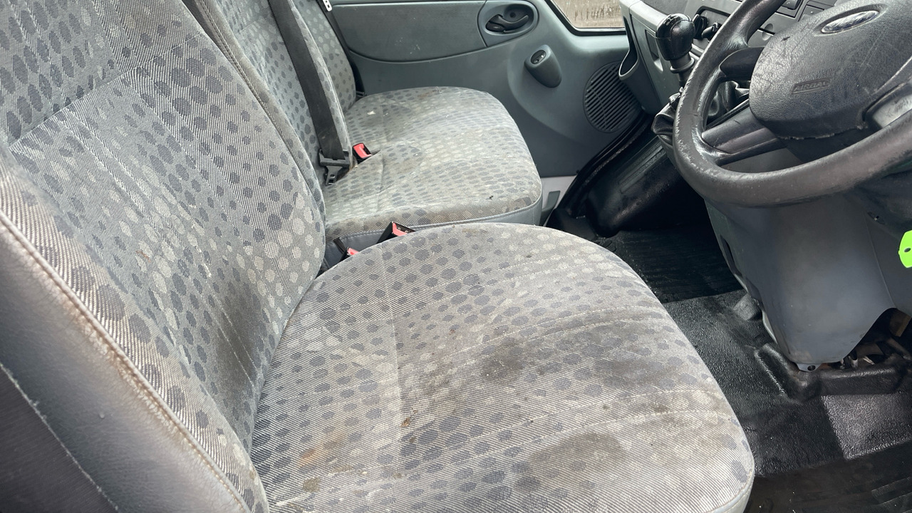Ford Transit T300 2.2 TDCi 100ps - Mali kombi: slika 5 Ford Transit T300 2.2 TDCi 100ps - Mali kombi: slika 5