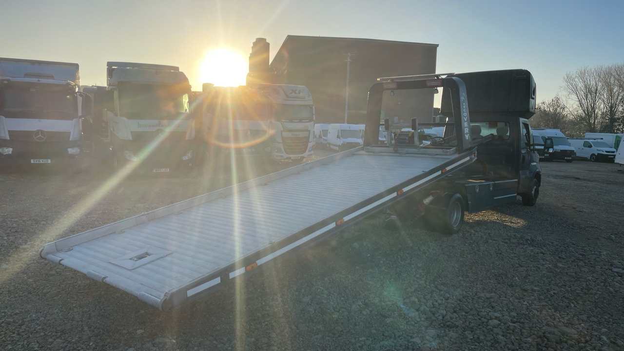 IVECO DAILY 70C18 - Vlečno vozilo: slika 4 IVECO DAILY 70C18 - Vlečno vozilo: slika 4