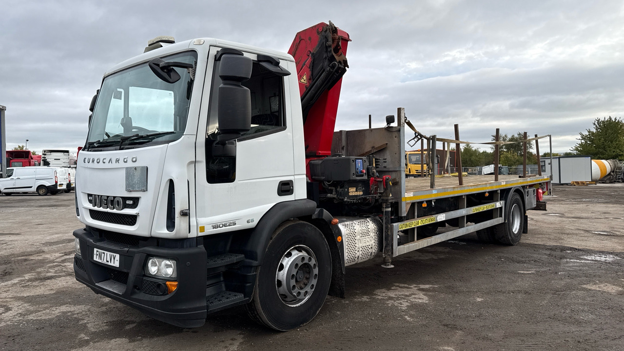 IVECO EUROCARGO 180E25 - Tovornjak s kesonom, Tovornjak z dvigalom: slika 2 IVECO EUROCARGO 180E25 - Tovornjak s kesonom, Tovornjak z dvigalom: slika 2